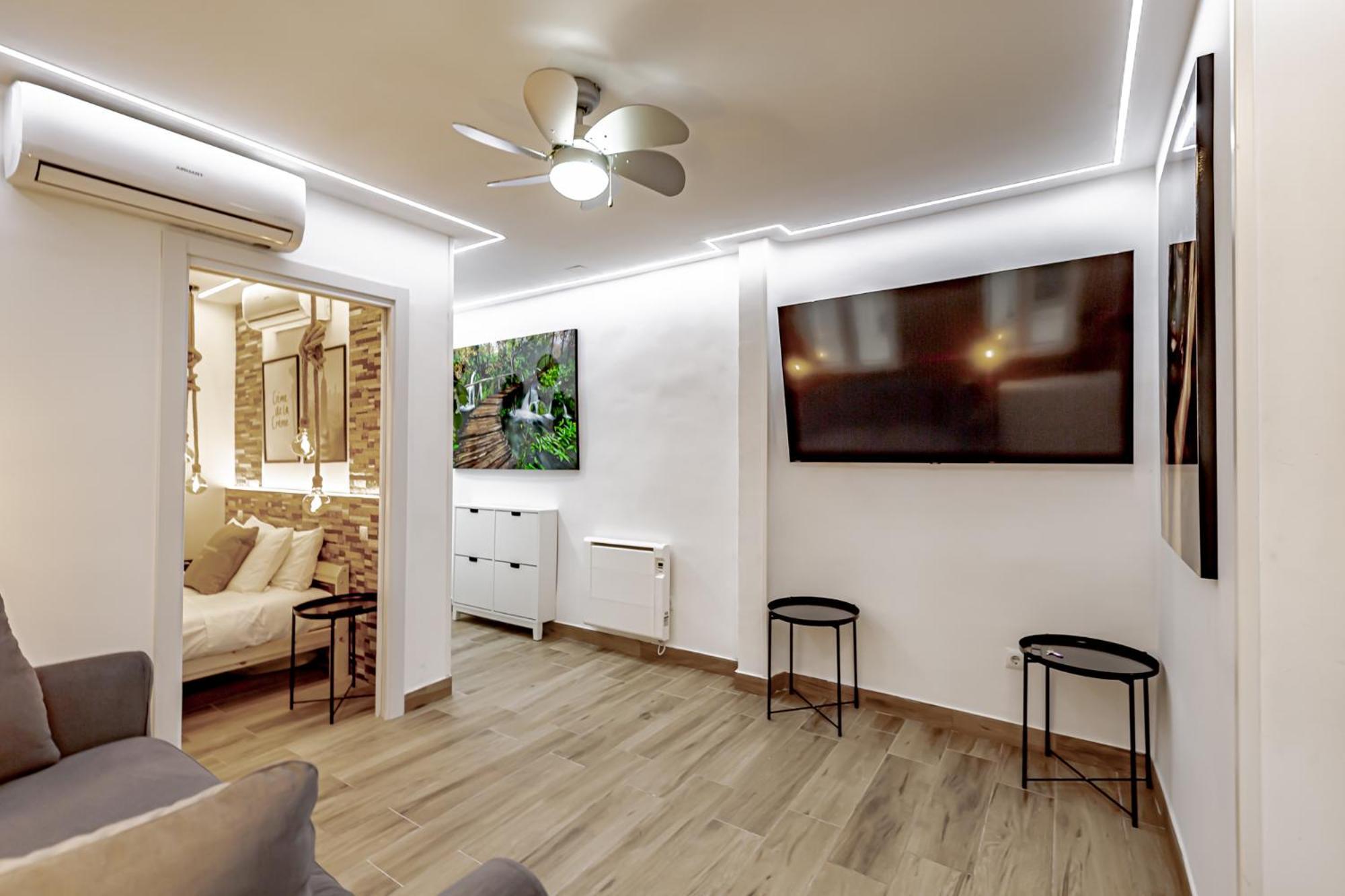 Apartamentos Estrecho Madrid Szoba fotó