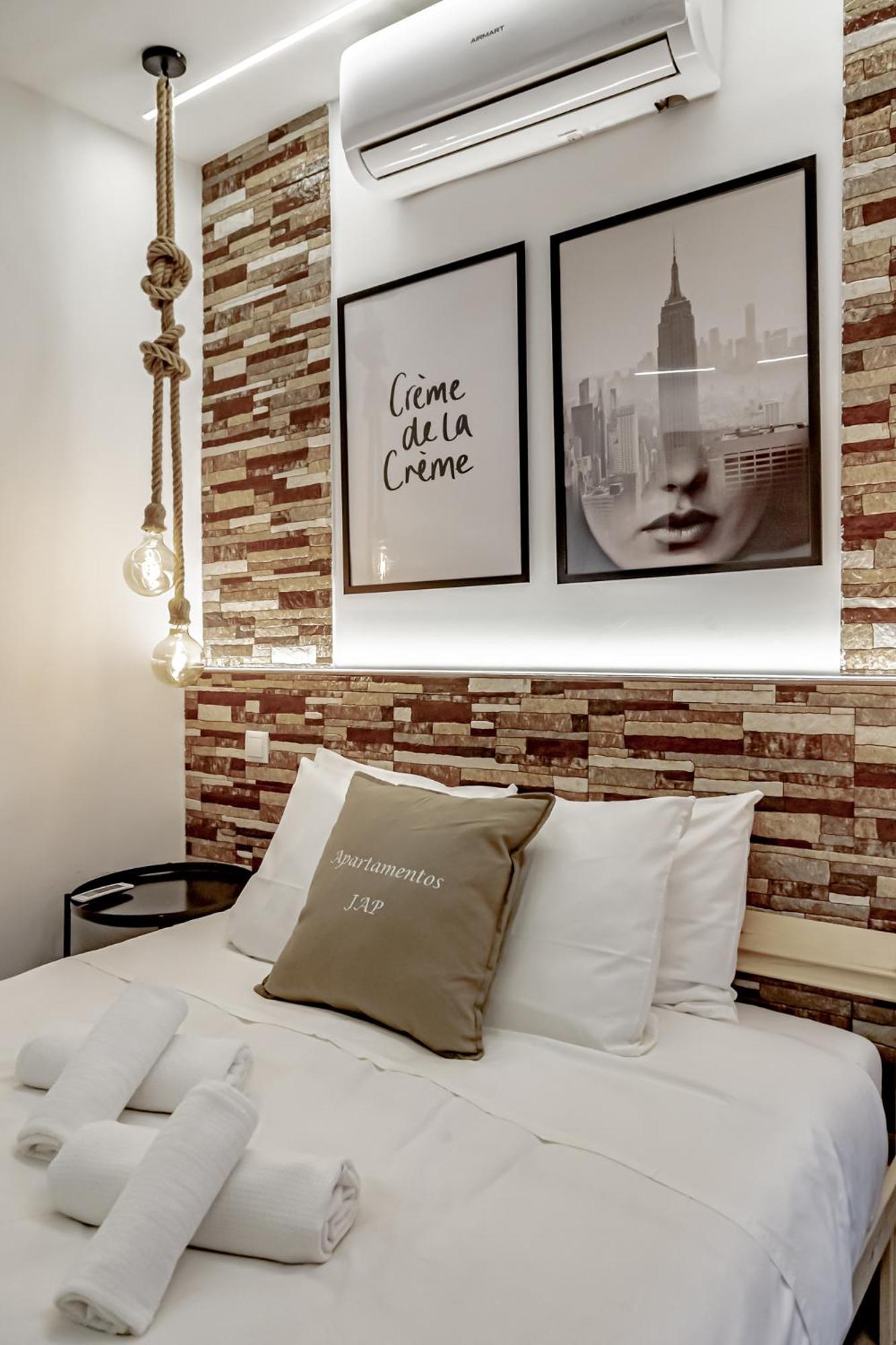 Apartamentos Estrecho Madrid Szoba fotó
