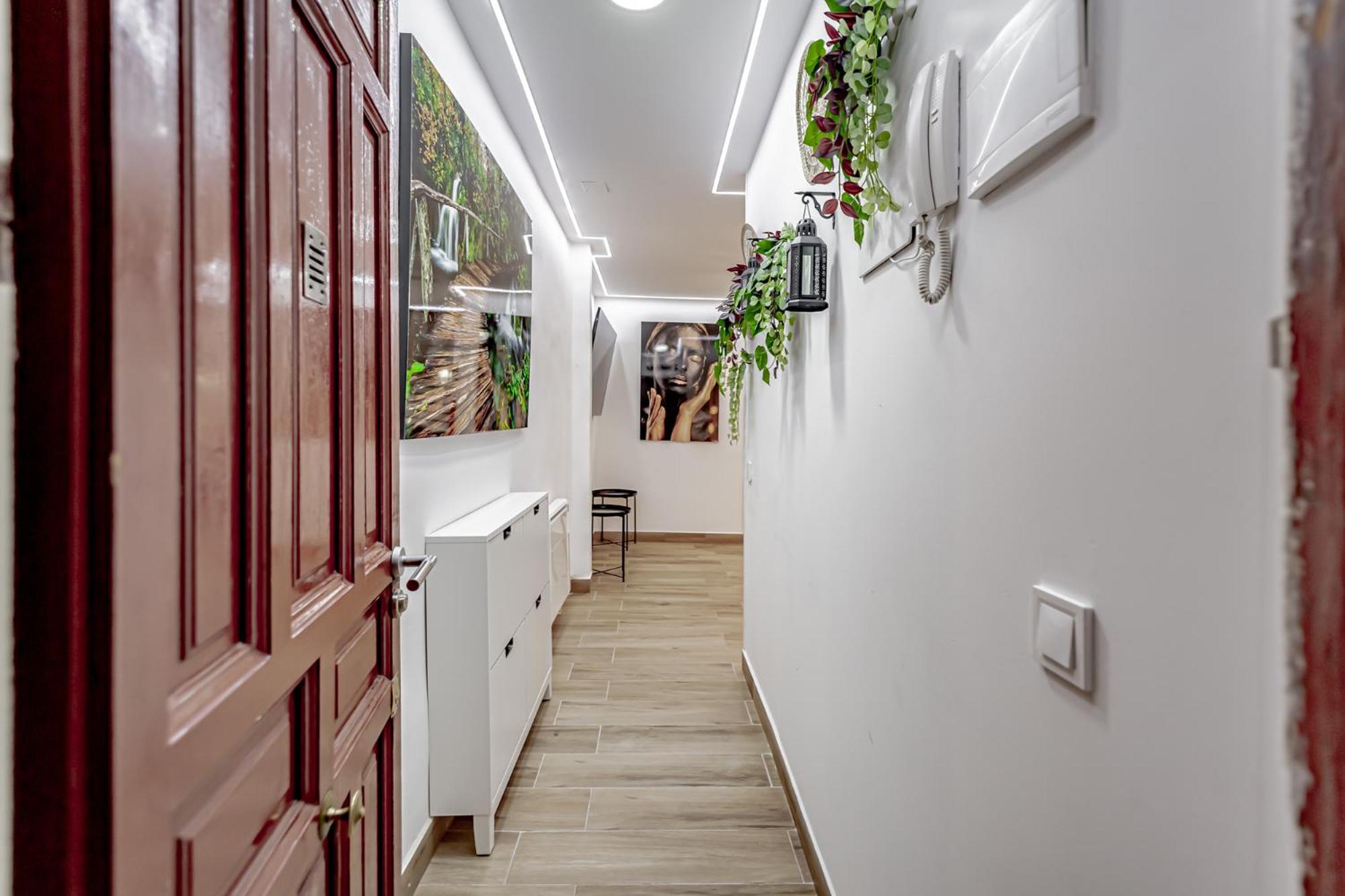 Apartamentos Estrecho Madrid Szoba fotó