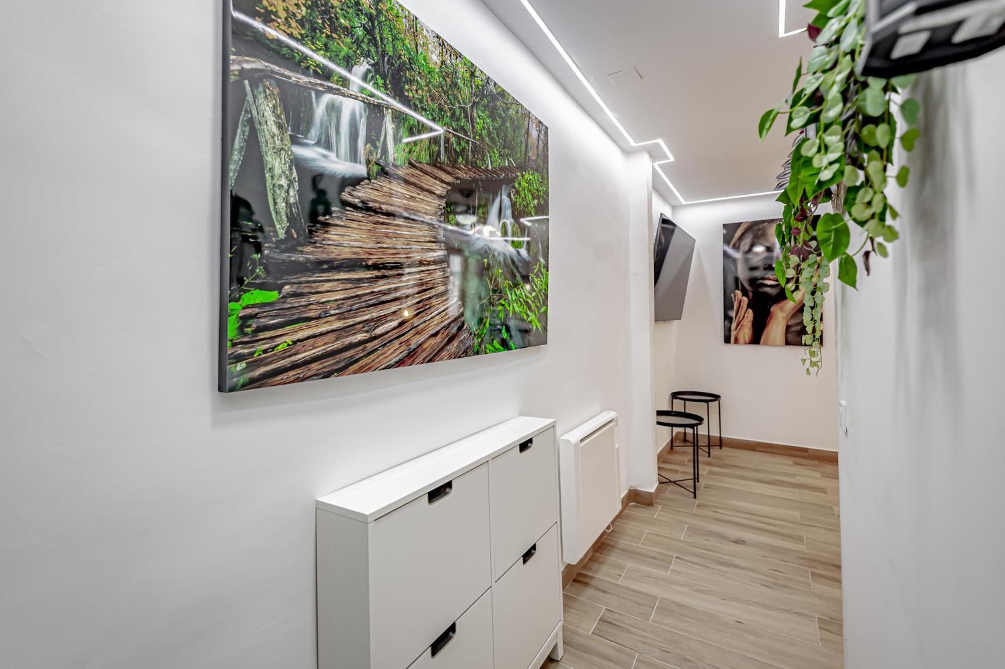 Apartamentos Estrecho Madrid Szoba fotó