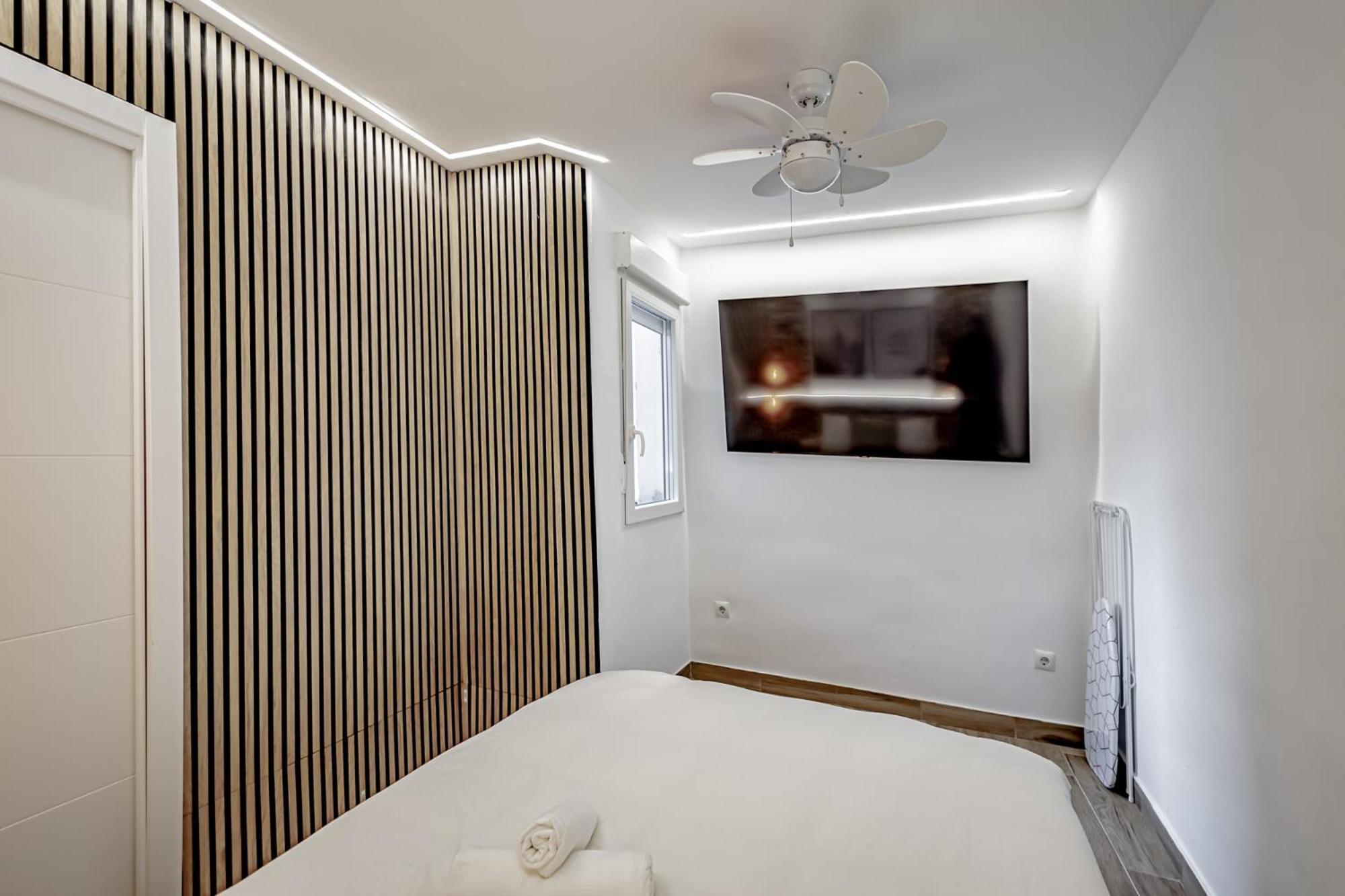 Apartamentos Estrecho Madrid Szoba fotó