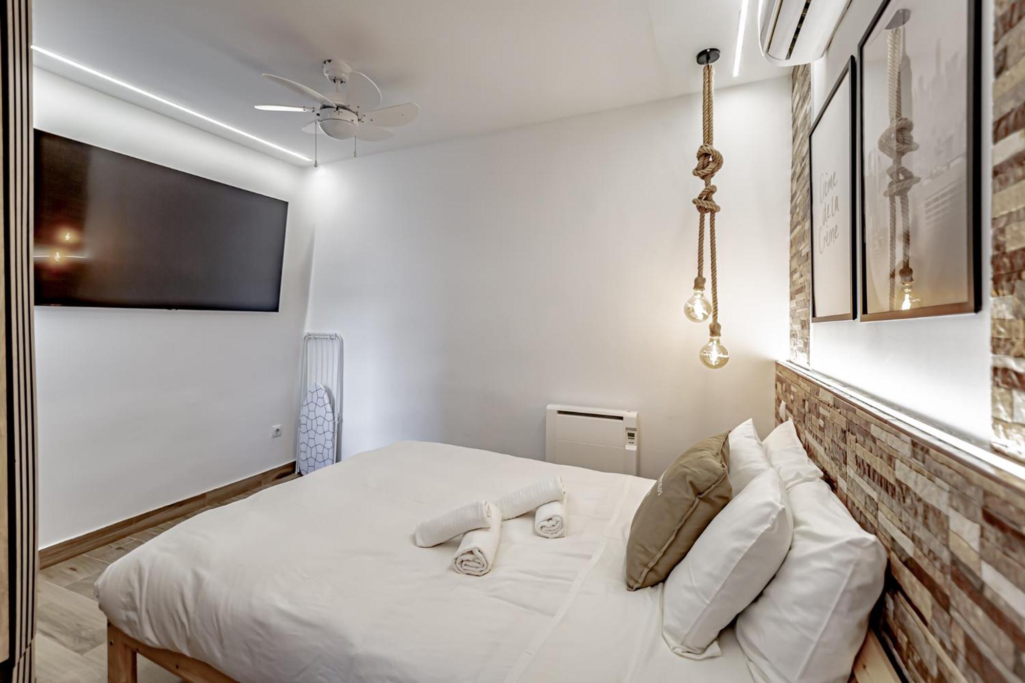 Apartamentos Estrecho Madrid Szoba fotó
