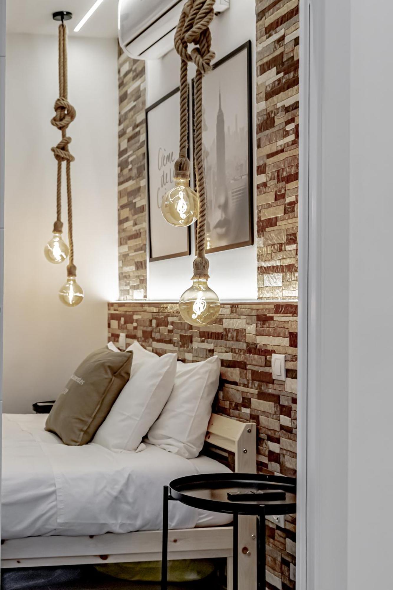 Apartamentos Estrecho Madrid Szoba fotó